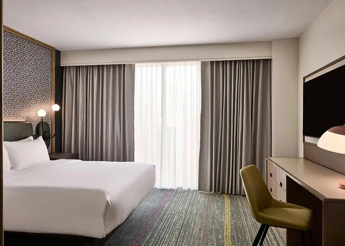 Renaissance Phoenix Glendale Hotel & Conference Center
